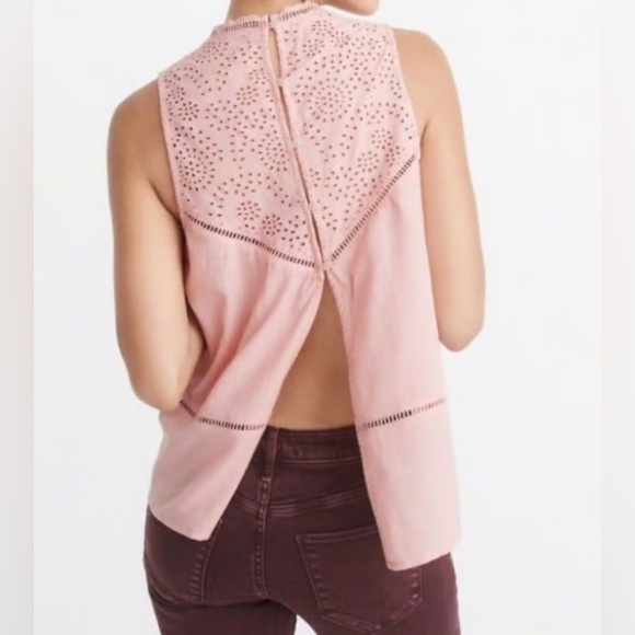 Abercrombie & Fitch Top Womens Sz S Pink Sleeveless Eyelet Shell Embroidered - Picture 4 of 9